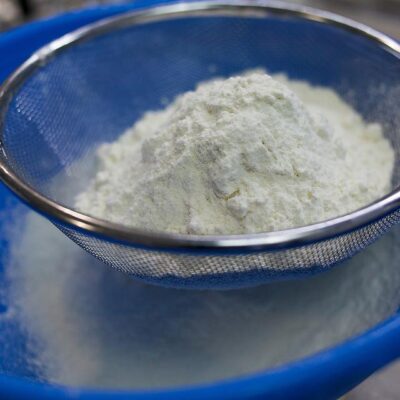 Receta de harina de pastel de bricolaje (y la diferencia entre harina para todo uso y harina de pastel) por Ann Marie Patitucci